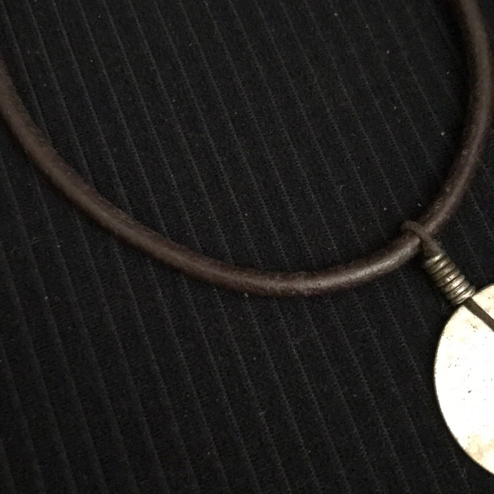 Necklace - Picture 2 of 3